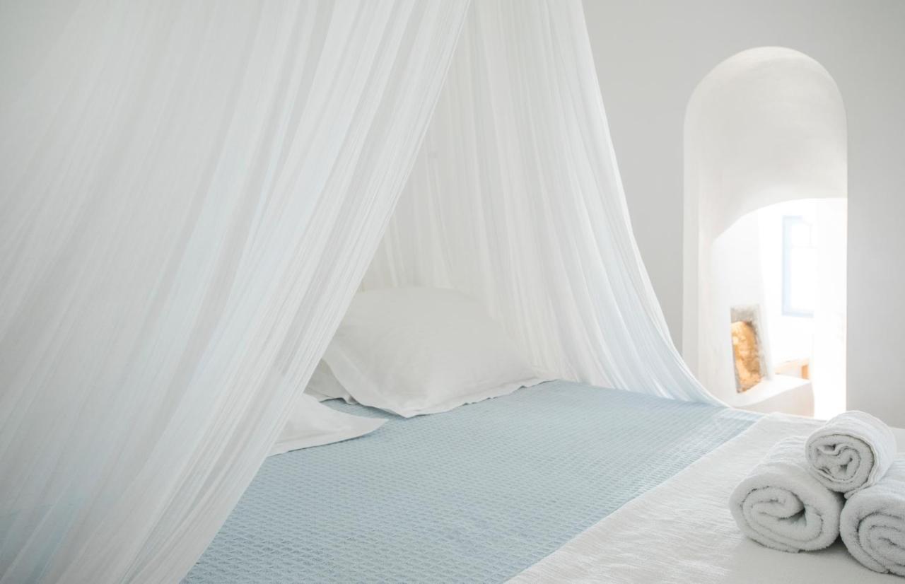 Gabbiano Traditional Cave Houses Oia  Exterior photo