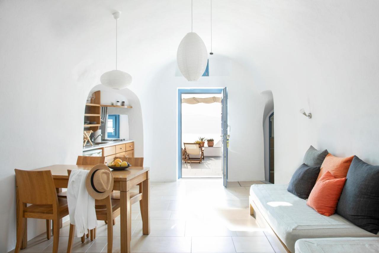 Gabbiano Traditional Cave Houses Oia  Exterior photo